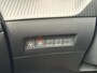 Peugeot e-2008 EV GT Pack 50 kWh Stoelverwarming | Panoramadak | Navigatie I SOH 92% | CarPlay | Dodehoekdetectie | Camera |