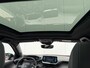 Peugeot e-2008 EV GT Pack 50 kWh Stoelverwarming | Panoramadak | Navigatie I SOH 92% | CarPlay | Dodehoekdetectie | Camera |