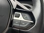 Peugeot e-2008 EV GT Pack 50 kWh Stoelverwarming | Panoramadak | Navigatie I SOH 92% | CarPlay | Dodehoekdetectie | Camera |