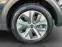 Kia Niro EV e-Niro DynamicPlusLine 39 kWh 136pk | Camera | Carplay | Trekhaak | Adaptive cruise control | Schuifdak | Keyless entry | Parkeersensoren voor en achter | Half leder | Stoelverwarming | Stuurverwarming