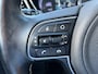 Kia Niro EV e-Niro DynamicPlusLine 39 kWh 136pk | Camera | Carplay | Trekhaak | Adaptive cruise control | Schuifdak | Keyless entry | Parkeersensoren voor en achter | Half leder | Stoelverwarming | Stuurverwarming