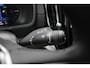 Volvo XC90 T8 Plug-in hybrid AWD Ultra Dark | High End Audio by Bowers & Wilkins | Luchtvering | Nappa leder interieur | Gelaagde zijruiten | Semi Electrische Trekhaak| Voorstoelen met Massage Functie | Adaptive Cruise & Pilot Assist |