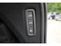 Volvo XC90 T8 Plug-in hybrid AWD Ultra Dark | High End Audio by Bowers & Wilkins | Luchtvering | Nappa leder interieur | Gelaagde zijruiten | Semi Electrische Trekhaak| Voorstoelen met Massage Functie | Adaptive Cruise & Pilot Assist |