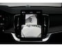 Volvo XC90 T8 Plug-in hybrid AWD Ultra Dark | High End Audio by Bowers & Wilkins | Luchtvering | Nappa leder interieur | Gelaagde zijruiten | Semi Electrische Trekhaak| Voorstoelen met Massage Functie | Adaptive Cruise & Pilot Assist |
