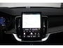 Volvo XC90 T8 Plug-in hybrid AWD Ultra Dark | High End Audio by Bowers & Wilkins | Luchtvering | Nappa leder interieur | Gelaagde zijruiten | Semi Electrische Trekhaak| Voorstoelen met Massage Functie | Adaptive Cruise & Pilot Assist |