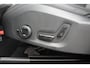 Volvo XC90 T8 Plug-in hybrid AWD Ultra Dark | High End Audio by Bowers & Wilkins | Luchtvering | Nappa leder interieur | Gelaagde zijruiten | Semi Electrische Trekhaak| Voorstoelen met Massage Functie | Adaptive Cruise & Pilot Assist |
