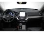 Volvo XC90 T8 Plug-in hybrid AWD Ultra Dark | High End Audio by Bowers & Wilkins | Luchtvering | Nappa leder interieur | Gelaagde zijruiten | Semi Electrische Trekhaak| Voorstoelen met Massage Functie | Adaptive Cruise & Pilot Assist |