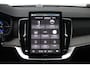 Volvo XC90 T8 Plug-in hybrid AWD Ultra Dark | High End Audio by Bowers & Wilkins | Luchtvering | Nappa leder interieur | Gelaagde zijruiten | Semi Electrische Trekhaak| Voorstoelen met Massage Functie | Adaptive Cruise & Pilot Assist |