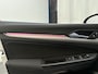 Volkswagen Golf 1.5 TSI Life Business Alcantara LED Sfeerverlichting Parkeersensoren