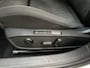 Volkswagen Golf 1.5 TSI Life Business Alcantara LED Sfeerverlichting Parkeersensoren