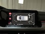 Volkswagen Golf 1.5 TSI Life Business Alcantara LED Sfeerverlichting Parkeersensoren