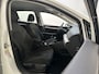 Volkswagen Golf 1.5 TSI Life Business Alcantara LED Sfeerverlichting Parkeersensoren