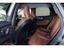 Volvo XC60 T6 Recharge AWD Essential -- IntelliSafe Assist & Surround - Achteruitrijcamera - Lederen bekleding - Verwarmde voorstoelen, stuur & achterbank - Parkeersensoren voor & achter - Extra getint glas - 19' LMV