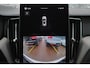 Volvo XC60 T6 Recharge AWD Essential -- IntelliSafe Assist & Surround - Achteruitrijcamera - Lederen bekleding - Verwarmde voorstoelen, stuur & achterbank - Parkeersensoren voor & achter - Extra getint glas - 19' LMV