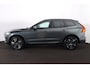 Volvo XC60 T6 Recharge AWD Essential -- IntelliSafe Assist & Surround - Achteruitrijcamera - Lederen bekleding - Verwarmde voorstoelen, stuur & achterbank - Parkeersensoren voor & achter - Extra getint glas - 19' LMV