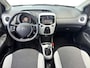 Citroën C1 5-deurs Millenium Feel 1.0 e-VTi 72pk | TWO-TONE! | APPLE CARPLAY / ANDROID AUTO | CAMERA | EXTRA GETINTE RAMEN | LEDEREN STUUR |