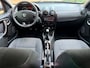 Dacia Duster 1.6 Lauréate 2wd / Airco / Apk / Nap / Aux / Lm /