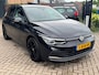 Volkswagen Golf 1.5 TSI Style | ALL-SEASON BANDEN | Met o.a. adaptive cruise, climate, achteruitrijcamera, stoelverwarming en PDC!