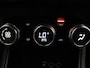 Renault Captur E-Tech Hybrid 145pk Intens Pack parking