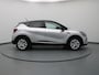 Renault Captur E-Tech Hybrid 145pk Intens Pack parking