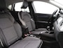 Renault Captur E-Tech Hybrid 145pk Intens Pack parking