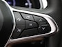 Renault Captur E-Tech Hybrid 145pk Intens Pack parking