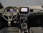 Volkswagen T-Roc 1.5eTSI/150PK R-Line DSG · Navigatie · Apple/Android Car Play · Trekhaak · Stoelverwarming · Garantie t/m 02-07-2027