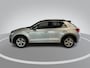 Volkswagen T-Roc 1.5eTSI/150PK R-Line DSG · Navigatie · Apple/Android Car Play · Trekhaak · Stoelverwarming · Garantie t/m 02-07-2027