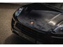 Porsche Macan 3.0 GTS (360pk) LED PDLS+ | 20" RS Spyder | Karmijnrot |