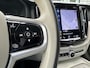 Volvo XC60 2.0 B5 AWD Inscription I Leder I Trekhaak I Navigatie I Nieuwsta