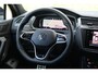 Volkswagen Tiguan 1.5 TSI 3x R-LINE DSG VOL! PANO l HUD l MATRIX l KEYLESS l BLACK PACK l VIRTUAL l CAMERA l TREKHAAK l ORG.NL l