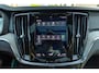 Volvo V60 2.0 T8 Twin Engine AWD I Inscription I Bowers & Wilkens I Panoramadak I Trekhaak I Pilot assist