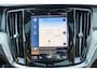 Volvo V60 2.0 T8 Twin Engine AWD I Inscription I Bowers & Wilkens I Panoramadak I Trekhaak I Pilot assist