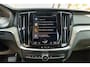 Volvo V60 2.0 T8 Twin Engine AWD I Inscription I Bowers & Wilkens I Panoramadak I Trekhaak I Pilot assist