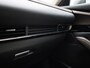 Mazda CX-30 2.0 e-SkyActiv-X M Hybrid Luxury | Automaat | schuif-/kanteldak | Bose-audiosysteem | Leder | Trekhaak | Memory seats | DAB | Head up display | camera | Stoel- Stuurverwarming | Elektrische Achterklep | Navigatie | Climate control | Cruise control
