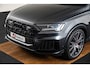 Audi Q7 55 TFSI e quattro Pro Line S Panoramadak - Assistentiepakket Tour - S sportstoelen - Stoelventilatie/Massage - B&O - Stoelverwarming voor/achter - Lederpakket boven/onder - Achterbank plus -