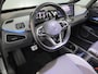 Volkswagen ID.3 Business 58 kWh 204 pk | SOH 92,41% | Navigatie | Parkeersensoren | Achteruitrijcamera | Adaptieve cruise control | Matrix LED koplampen | Stoel/stuur verwarming |