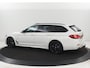 BMW 5-Serie Touring 530e xDrive M Sport | SOH 89,9% | Panoramadak | Head-Up | Full LED | Trekhaak | Carplay | Bluetooth | Navigatie | Sfeerverlichting | Stoelverwarming | Achteruitrij camera | Adaptive cruise control | Climate control