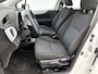 Toyota Yaris 1.5 Full Hybrid Aspiration | Stoelverwarming | Climate Control | Achteruitrijcamera | Keyless Start | Lichtmetalen velgen 15" |