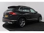 Volkswagen Tiguan 1.4 TSI eHybrid R-Line Business+ (PANORAMADAK, CAMERA, CARPLAY, ADAPTIVE CRUISE, DEALER ONDERHOUDEN)
