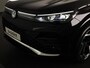 Volkswagen Tiguan 1.5 eHybrid R-Line Edition 272 pk Automaat (DSG) | Verlengde garantie | Navigatie | Panoramadak | Trekhaak (wegklapbaar) | Parkeersensoren (Park assist) | Rondomzicht camera | Matrix LED koplampen | R-Line |