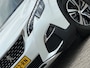 Peugeot 3008 1.6 e-THP GT Line Automaat - Blanc Nacre/Noir - Trekhaak/Stoelverwarming