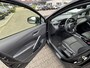 Toyota Corolla Cross 2.0 HYBRID 184PK FIRST-EDITION BLIND-SPOT EL-ACHTERKLEP LM-VELGEN KEYLESS PARK-SENSOREN STOELVERW DRAADLOOS-LADEN AD-CRUISE BLUETOOTH