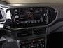 Volkswagen T-Cross 1.0 TSI Style / 116pk / Achteruitrij camera / Stoelverwarming / Virtual cockpit / Dodehoek detectie /