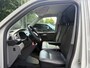 Volkswagen Transporter 2.0 TDI L2H1 150PK!|DSG Automaat|cruise control|airco|achteruitrijcamera|apple carplay|drie zitplaatsen