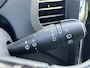 Renault Captur TCe 90 Limited / LED-Verlichting / Bluetooth / Airco / Cruise Control / 16" Lichtmetalen Velgen / Navigatie / Achterbank Verschuifbaar / Parkeersensoren Achter /