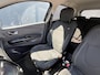 Renault Captur TCe 90 Limited / LED-Verlichting / Bluetooth / Airco / Cruise Control / 16" Lichtmetalen Velgen / Navigatie / Achterbank Verschuifbaar / Parkeersensoren Achter /