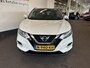 Nissan Qashqai 1.2 N-Connecta | Panoramadak | Keyless | 360 Camera | Lane assist | Half-Lederen bekleding | Cruise control | Climate control | Stoelverwarming | Navigatie | Elek. inklapbare spiegels