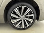 Toyota Corolla Touring Sports - 1.8 Hybrid Active // 1E EIGENAAR // DEALERONDERHOUDEN //
