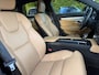 Volvo S90 2.0 T4 Momentum+ 190pk Aut., Navi | Leer | Trekhaak | NL auto